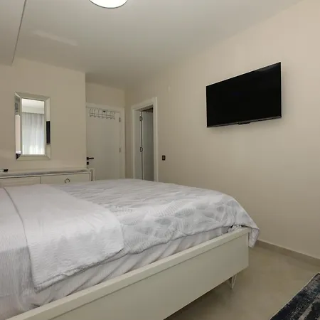 Euro 20 2+1 Apartment Mahmutlar